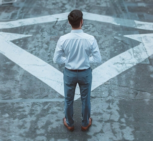 A Arte da Tomada de Decisões: Como CEOs Podem Maximizar o Valor em Reuniões